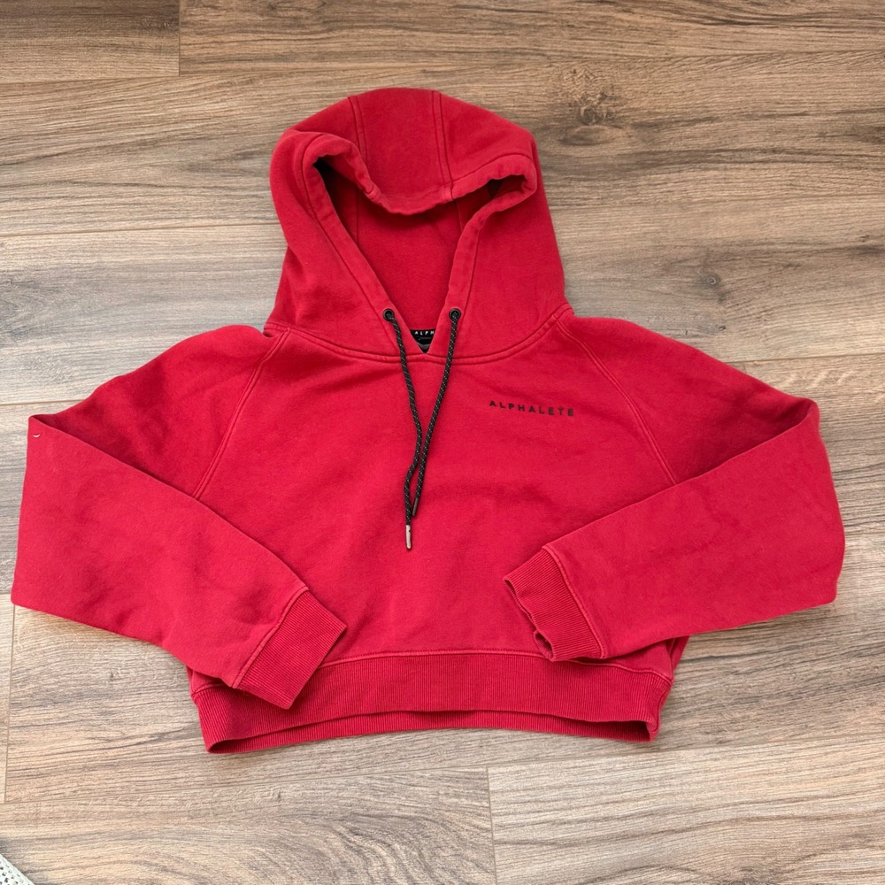 Alphalete Cropped Hoodie Womens Sz M Red Pullover Spellout Athleisure
